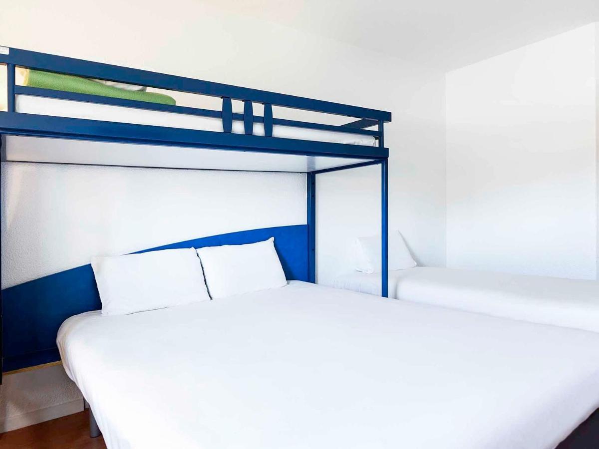 Ibis Budget Agen Hotel Le Passage  Buitenkant foto