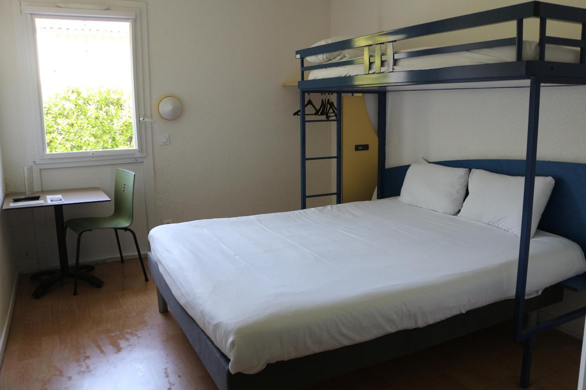 Ibis Budget Agen Hotel Le Passage  Buitenkant foto